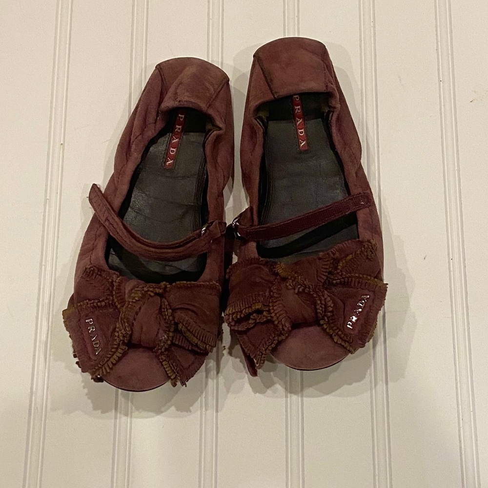 Girls Authentic Prada ballet flats